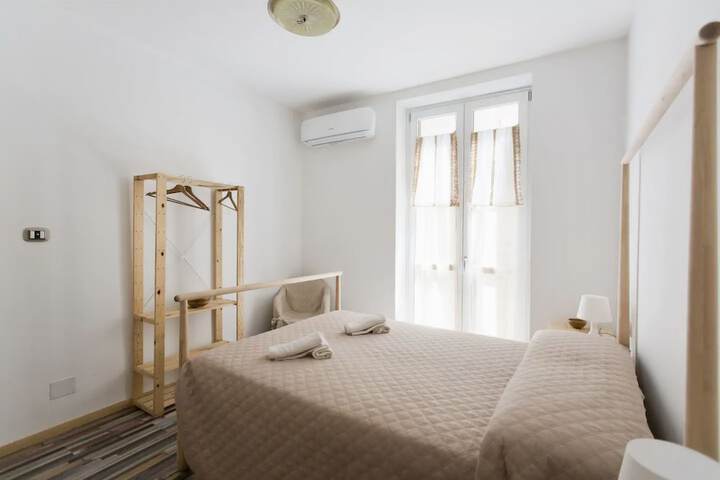 Room 10 of 53
