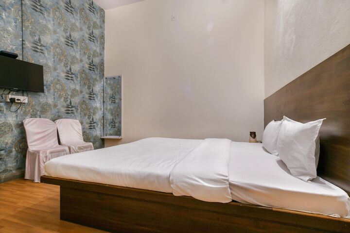 Room 5 of 22