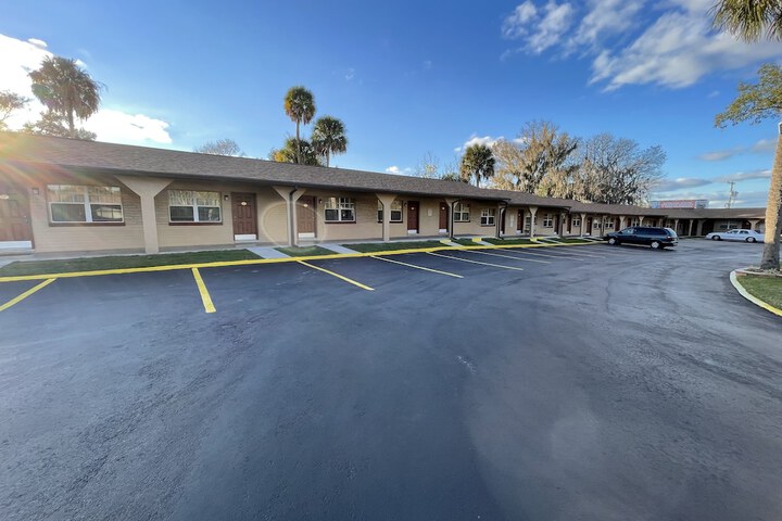 Property Grounds 23 of 31