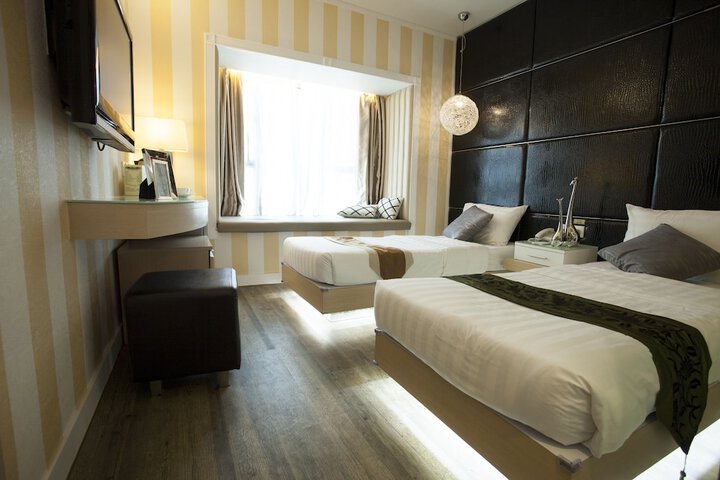 Room 3 of 22