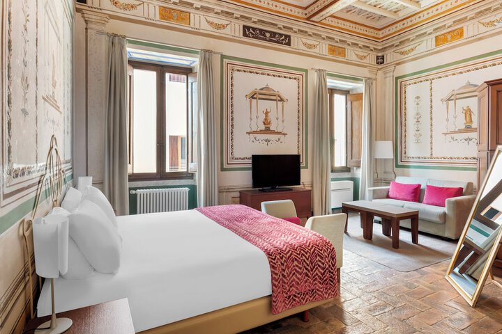 Room 3 of 67