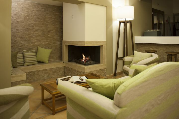 Hotel Interior 26 of 40