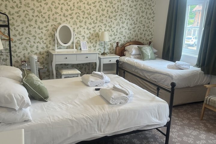 Room 17 of 47
