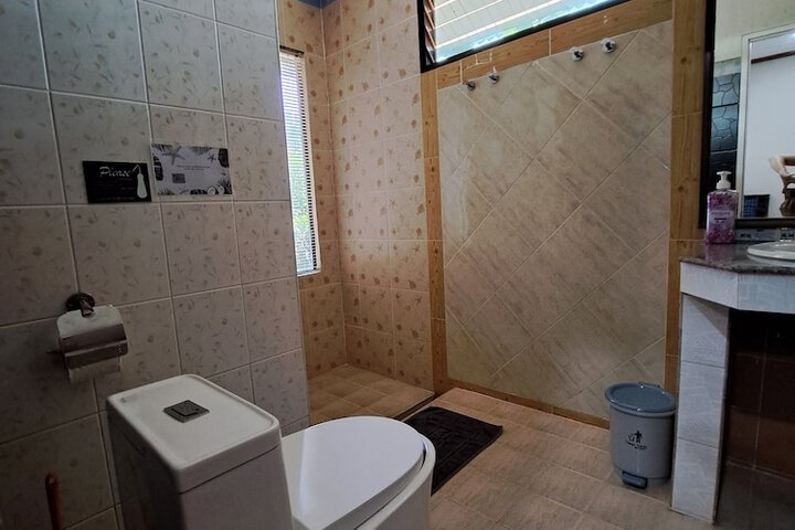 Room 56 of 98