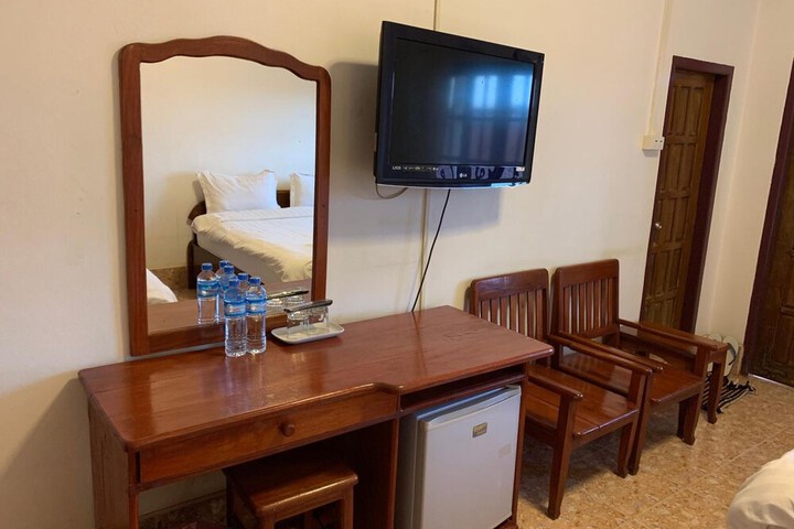 Room 10 of 61