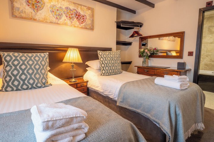Room 44 of 257