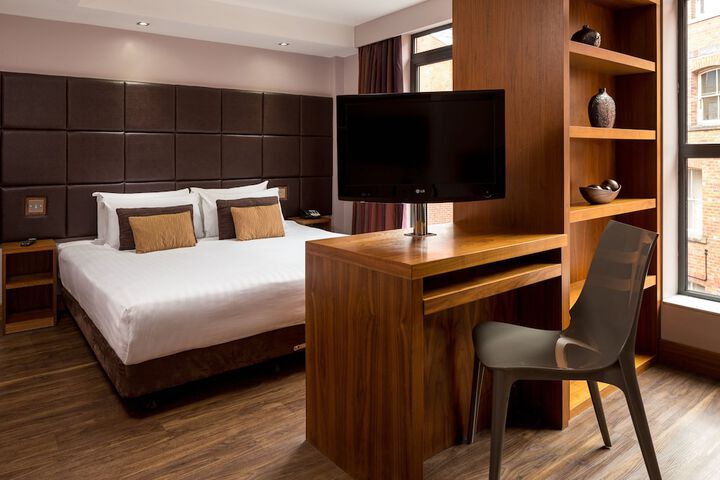 Room 3 of 30