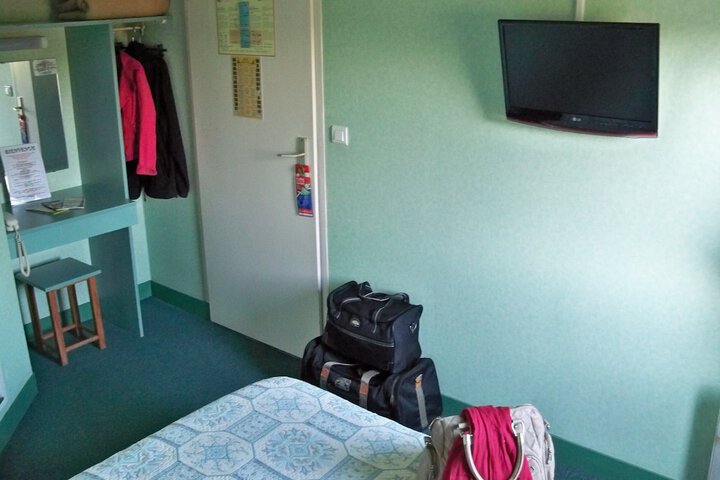 Room 3 of 26