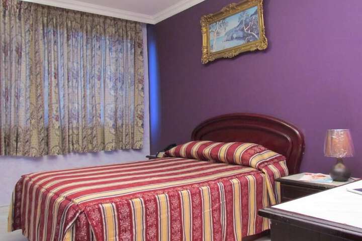 Room 14 of 23