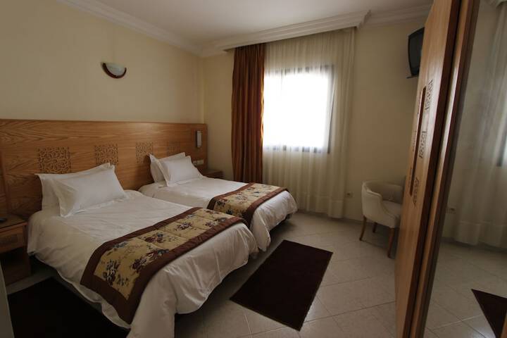 Room 4 of 50