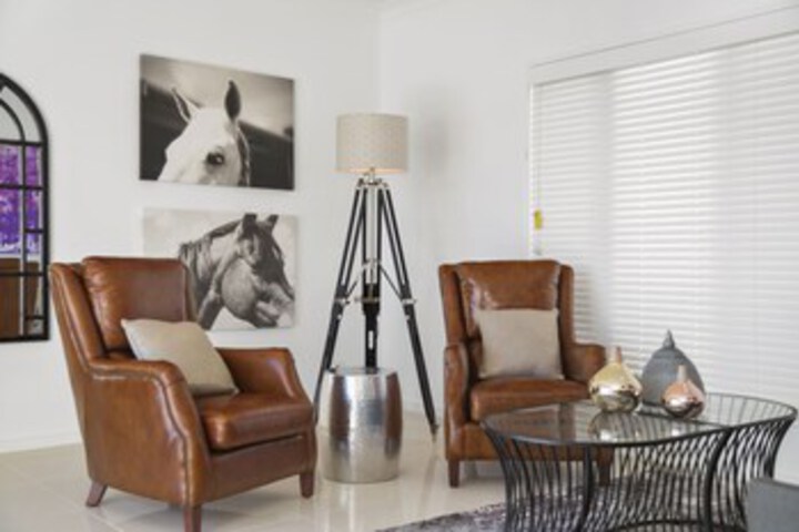 Room 4 of 20