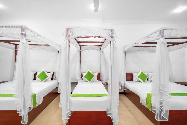Room 8 of 29