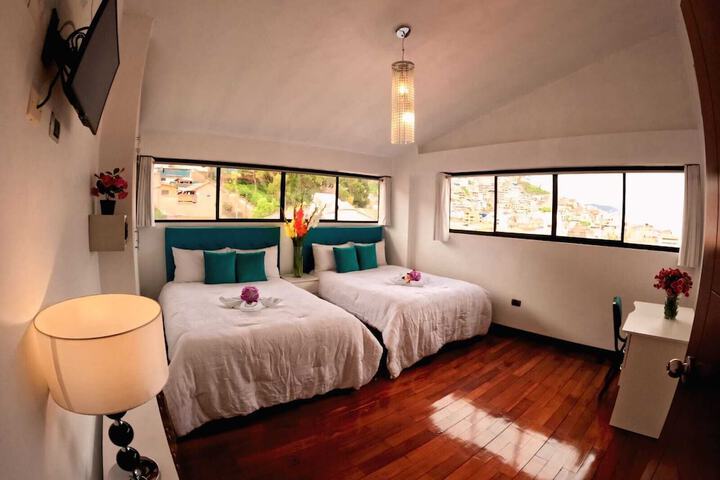 Room 6 of 50
