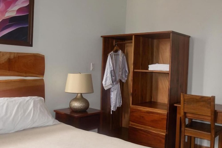 Room 5 of 20