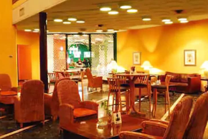 Hotel Interior 4 of 45