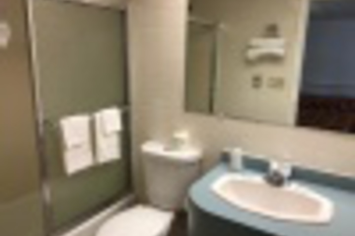 Room 220 of 228