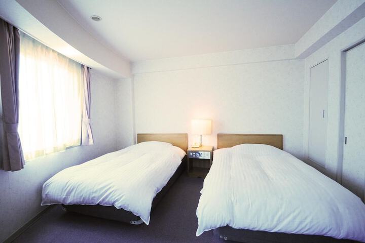 Room 5 of 46