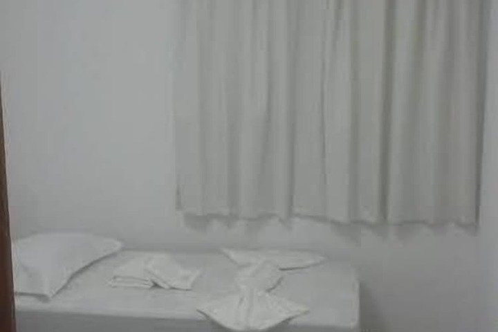 Room 3 of 23