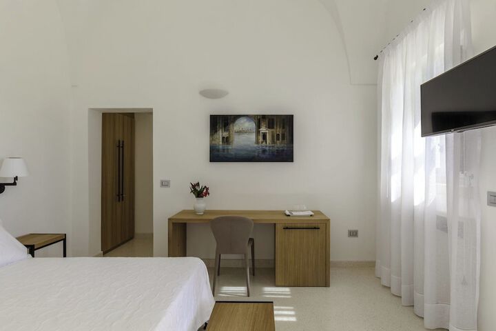 Room 12 of 54
