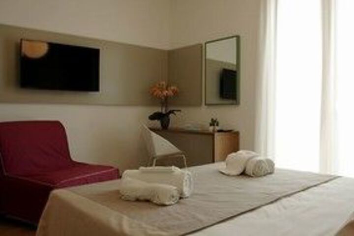 Room 16 of 23