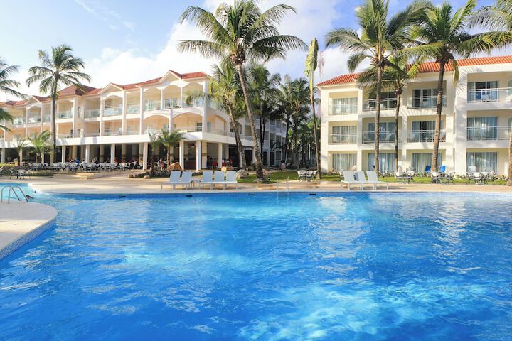 Hotel Pool