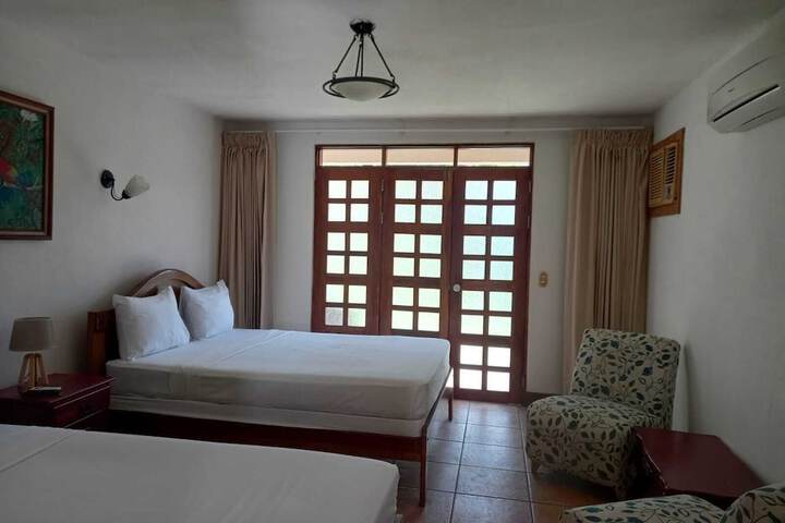 Room 28 of 84