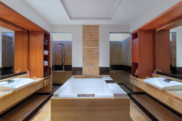 Room 38 of 71