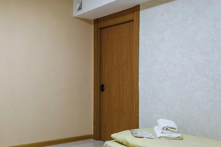 Room 14 of 33