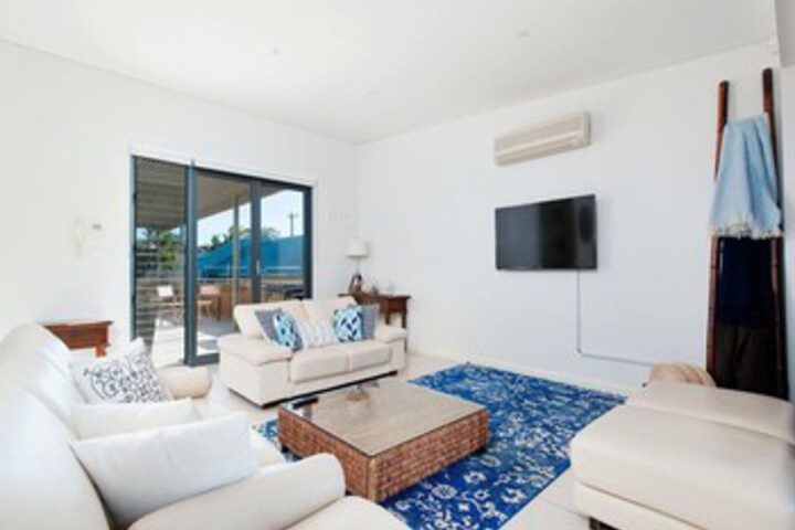 Room 4 of 22