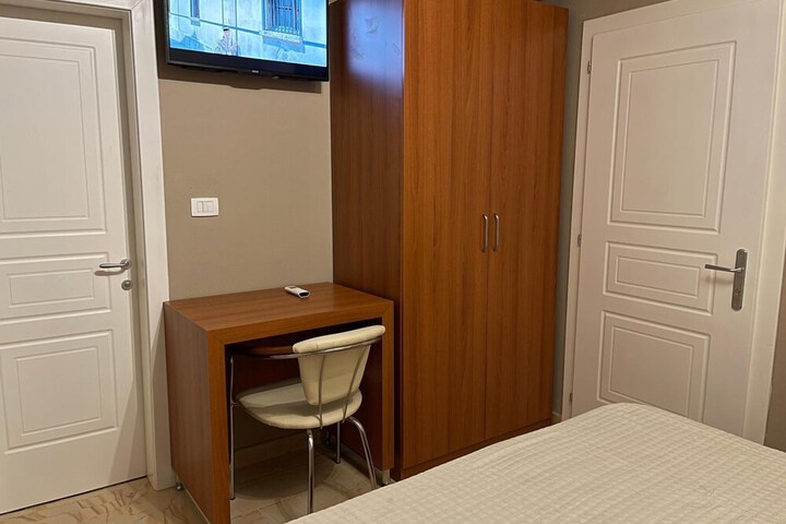 Room 12 of 55