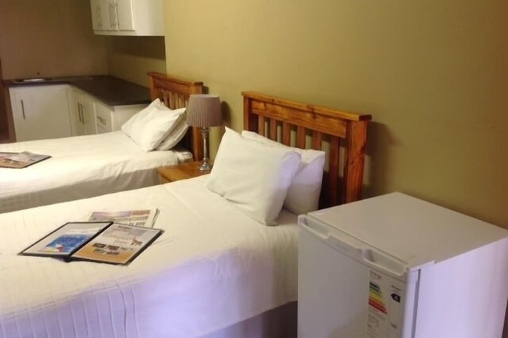 Room 9 of 40