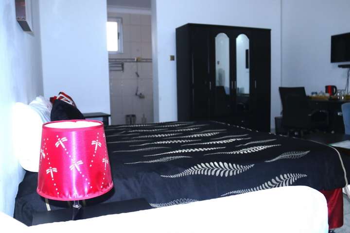 Room 5 of 24