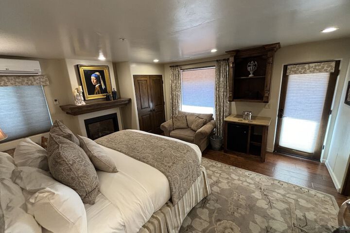 Room 47 of 285