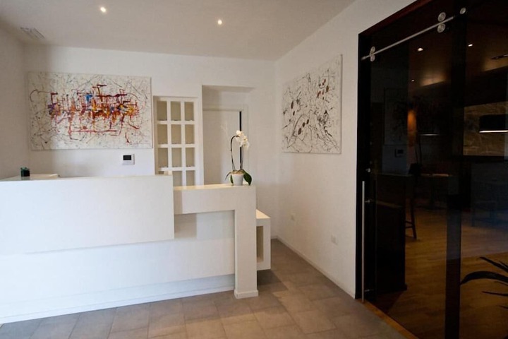 Entrance & Lobby