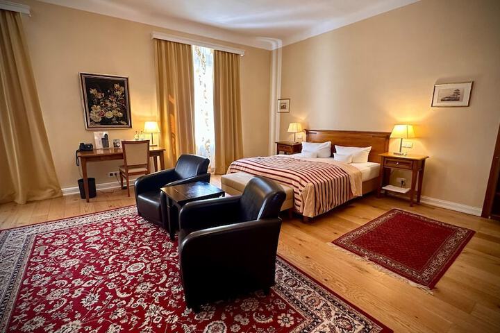 Room 21 of 55
