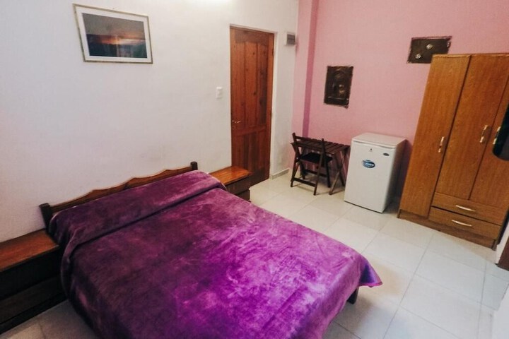 Room 15 of 33