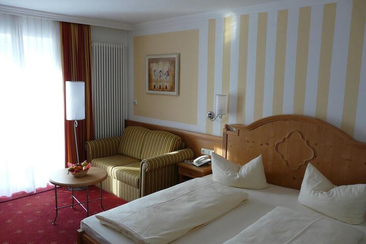 Room 16 of 53