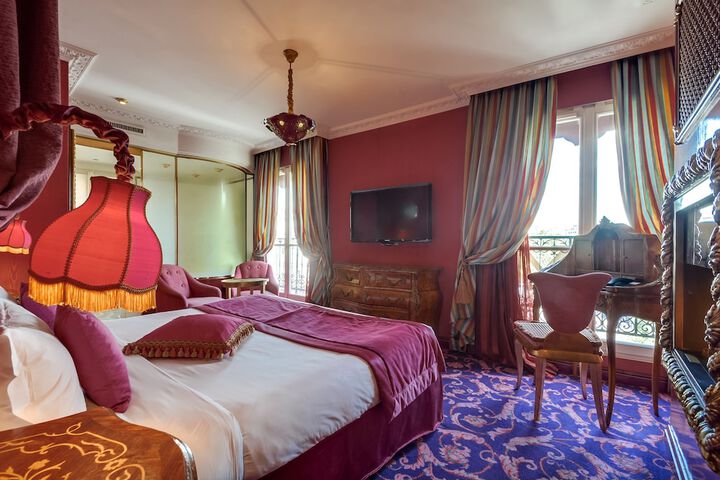 Room 10 of 53