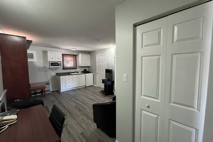 Room 36 of 118