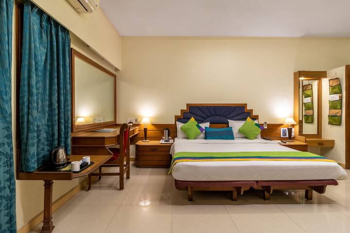 Room 8 of 40
