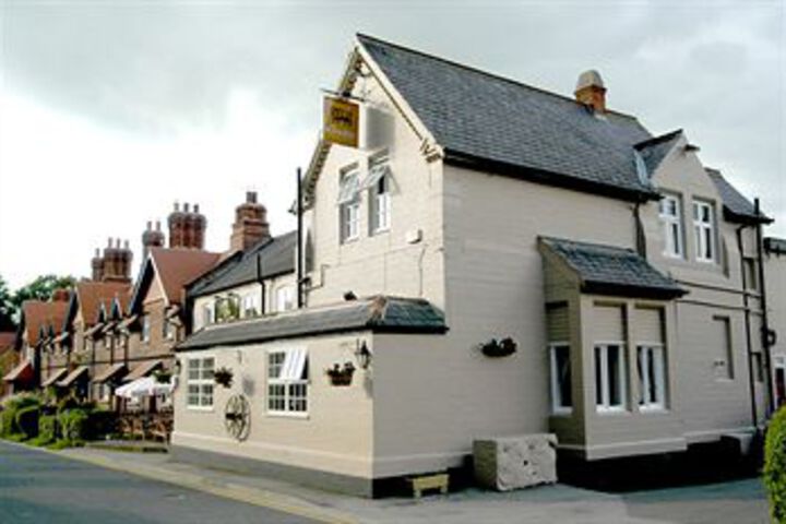 THE BLACK BULL