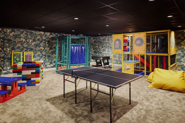 Children's play area - indoor