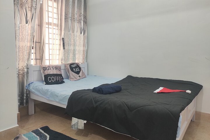 Room 6 of 56