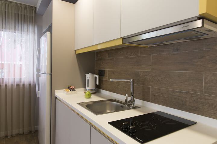 Private kitchenette