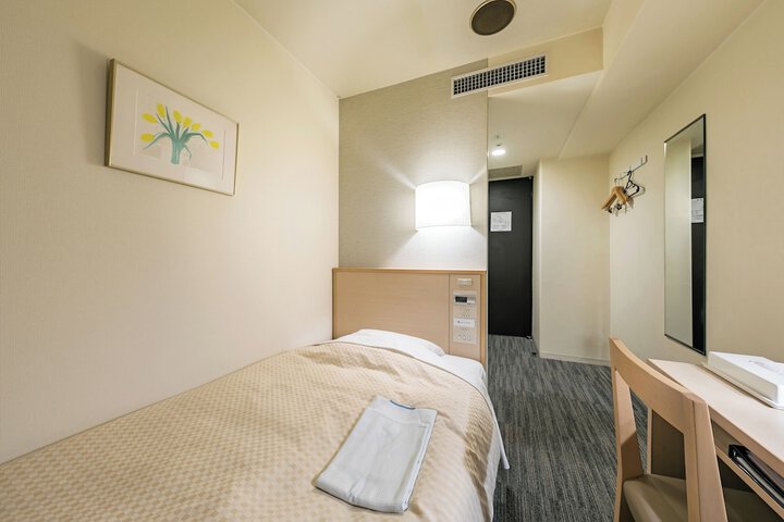 Room 21 of 57