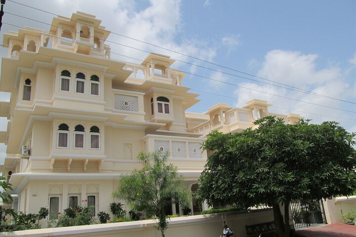 Hotel 143 of 144