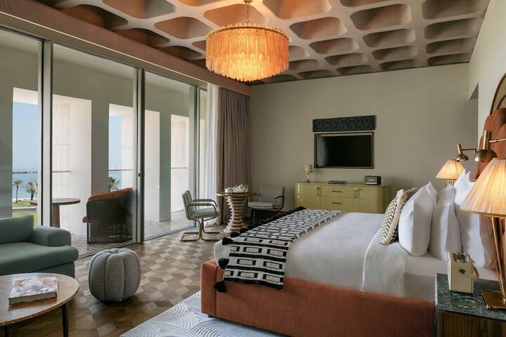 Room 25 of 60