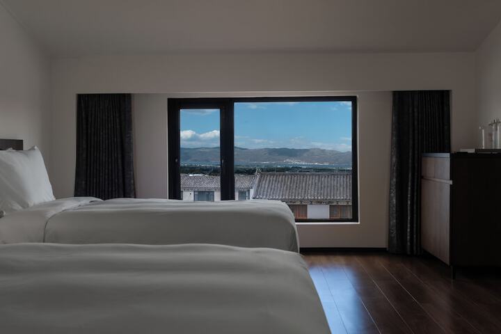 Room 21 of 86