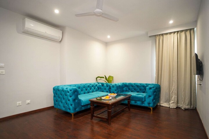 Room 16 of 36