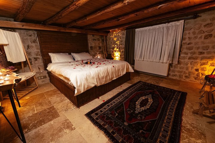 Room 8 of 79